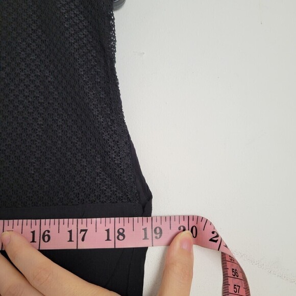 BCBGeneration Black Mesh Back Asymmetric Muscle Sleeveless Tank Top Blouse Sz XS - Picture 6 of 9